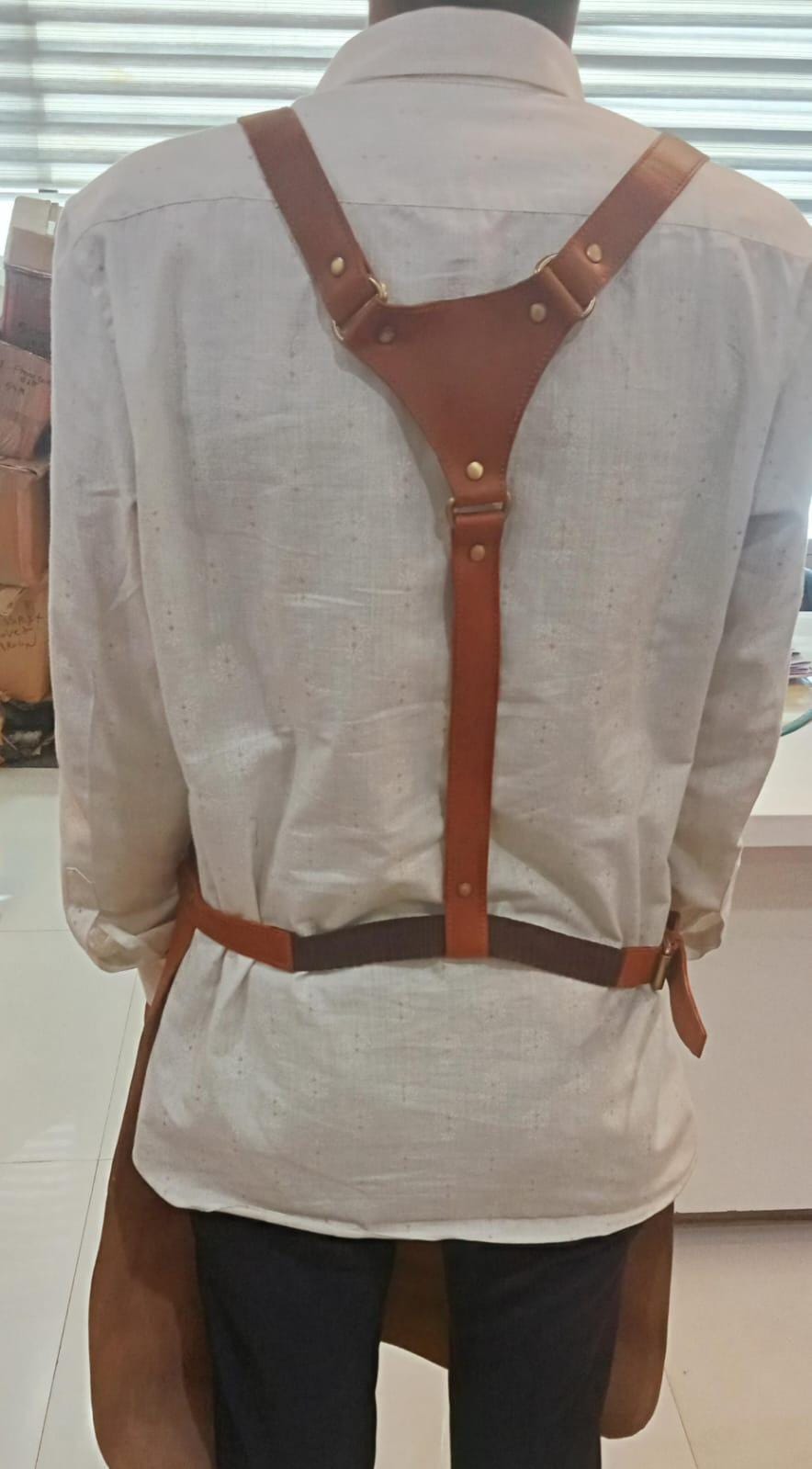 Cowhide Leather Apron, Adjustable Straps, Fire Prevention